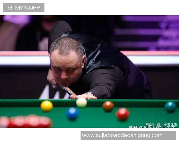 马奎尔与霍金斯的巅峰对决谁能笑到最后引发球迷热议